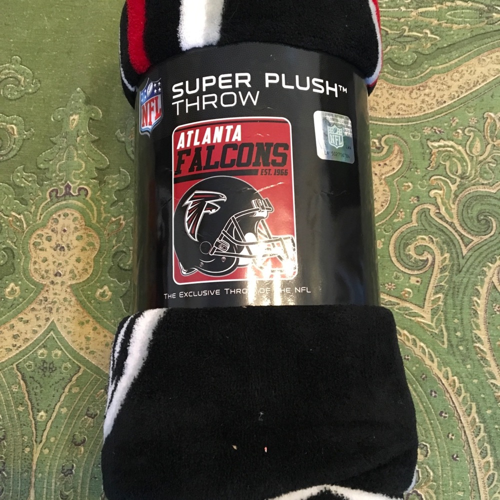 Falcons Plush Throw